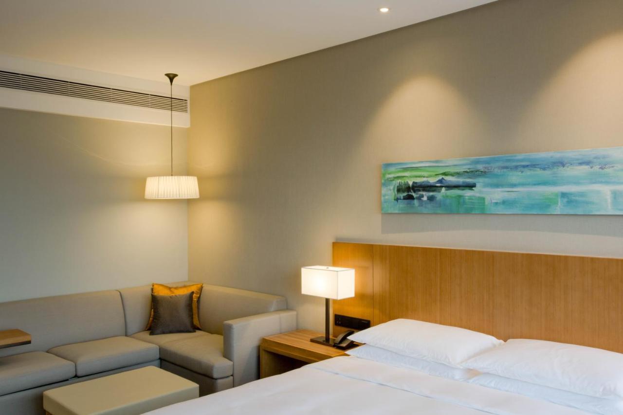 Hyatt Place Foshan Lishui Экстерьер фото